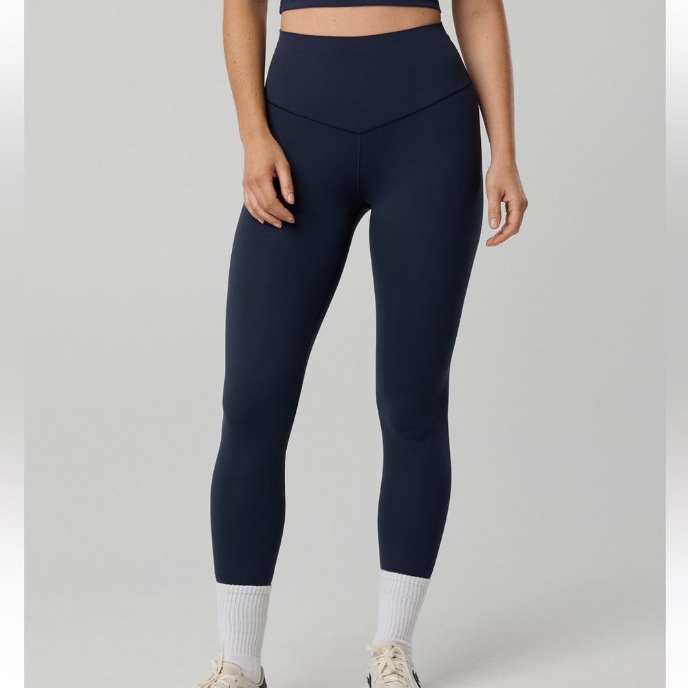 Offline by Aerie real me xtra steel blue leggings. Medium 7/8 length